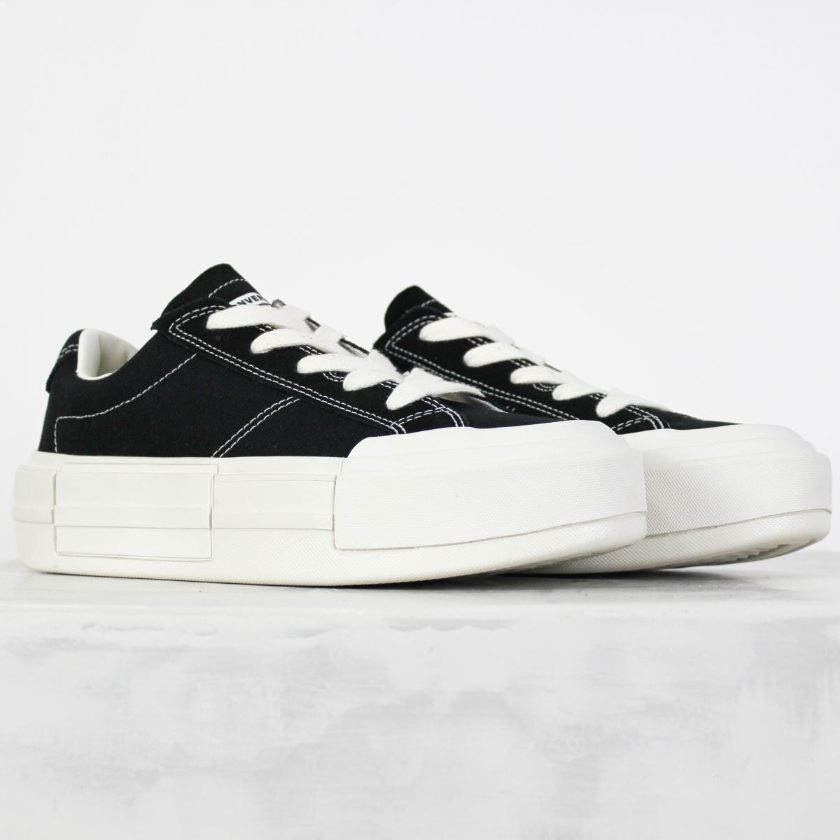 Tênis Converse Chuck Taylor All Star Cruise Ox Essential Preto Amendoa