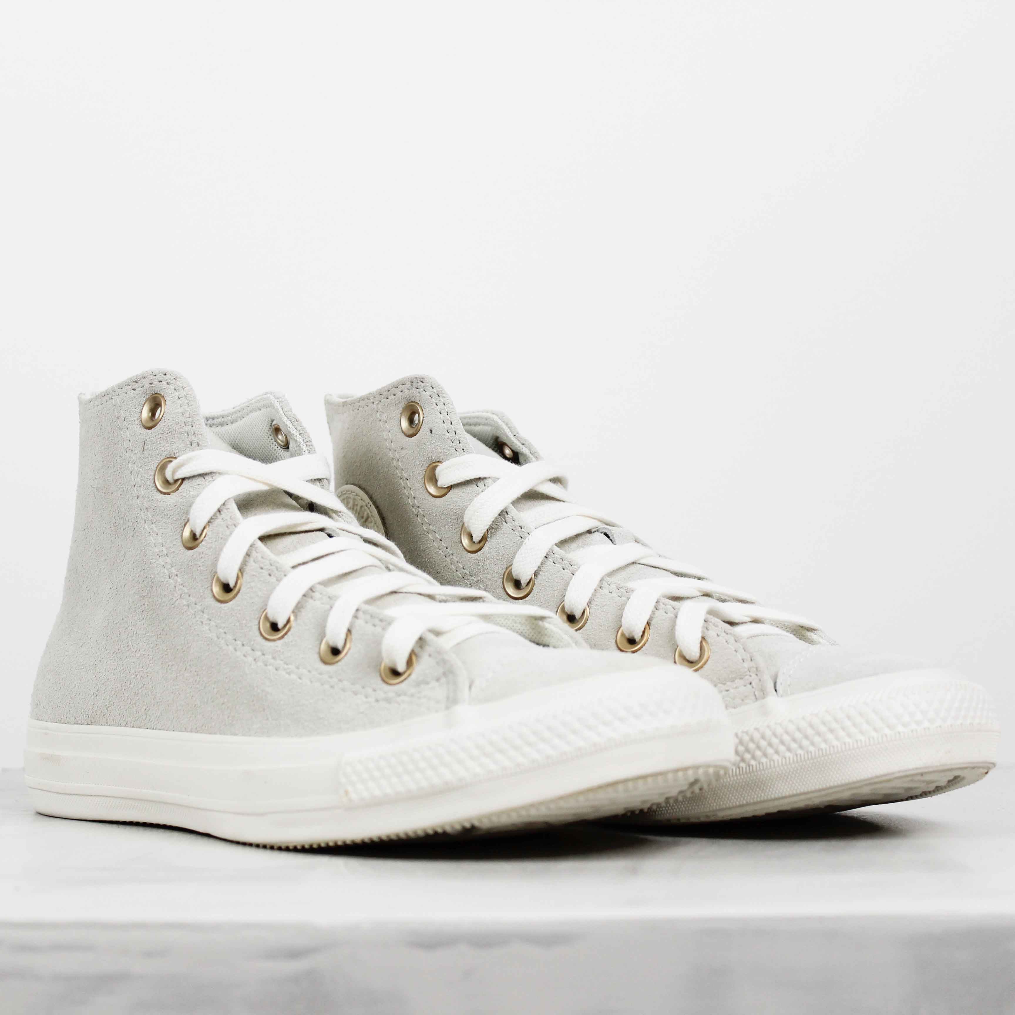 Tênis Converse Chuck Taylor Mid All Star Suede Branco