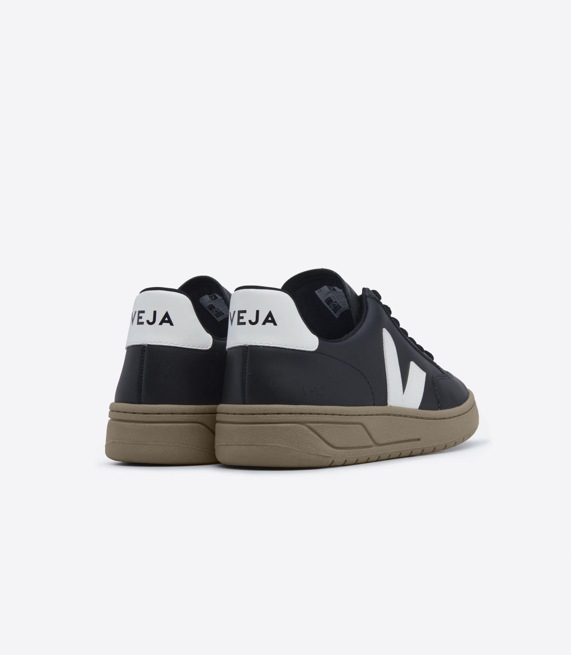 TENIS VEJA V-12 LEATHER BLACK WHITE DUNE