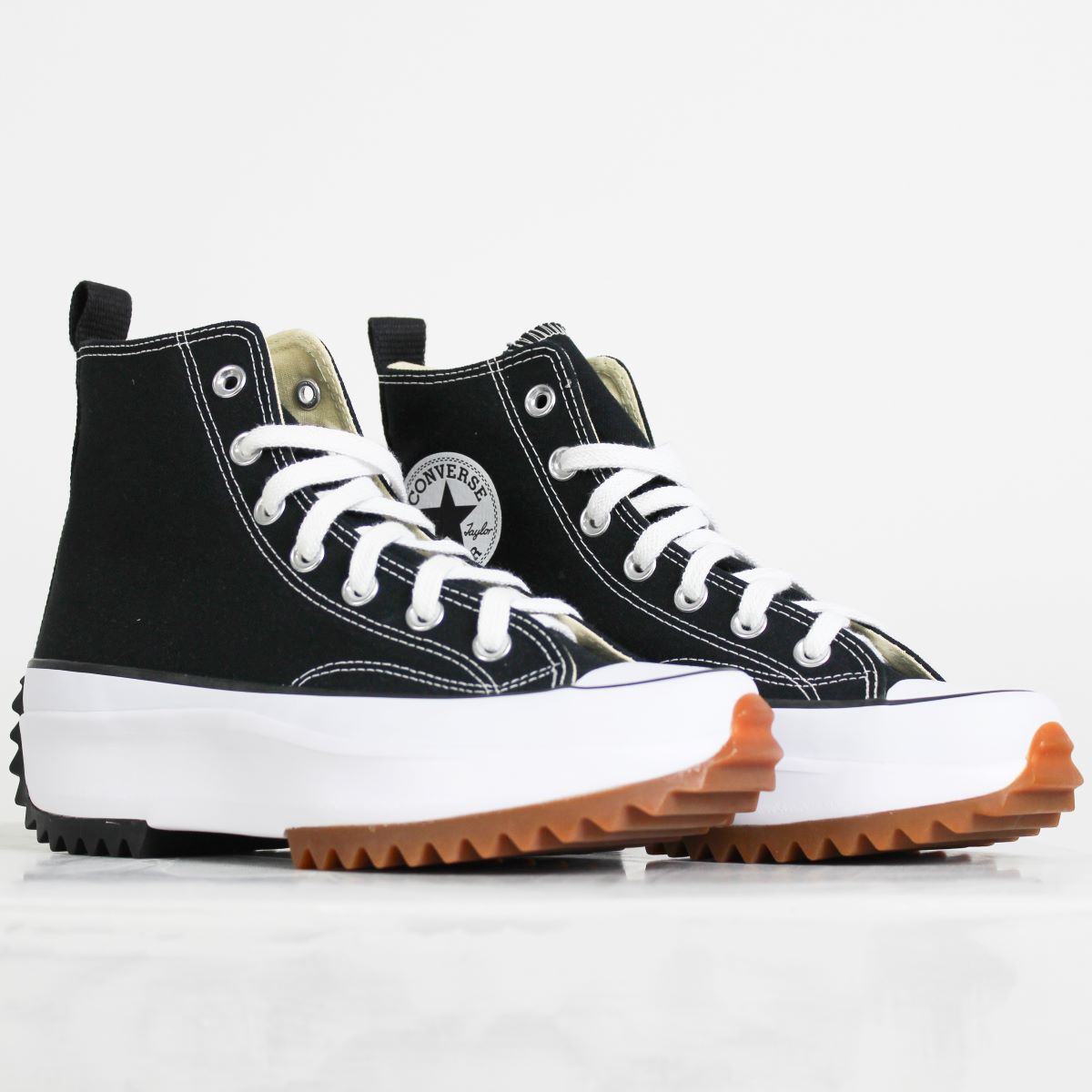 Tênis Converse Run Star Hike Hi Foundation Canvas Preto