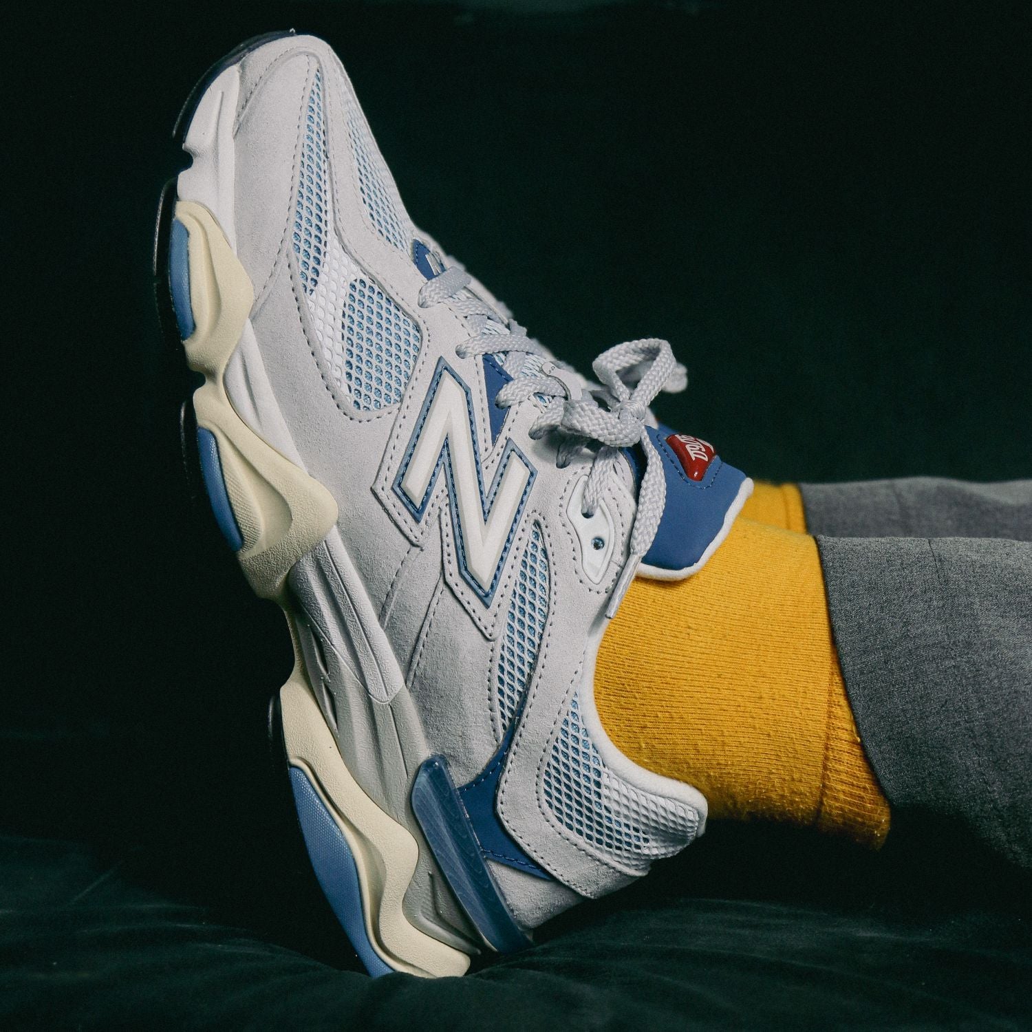 Tênis New Balance 9060 Cinza Azul Escuro