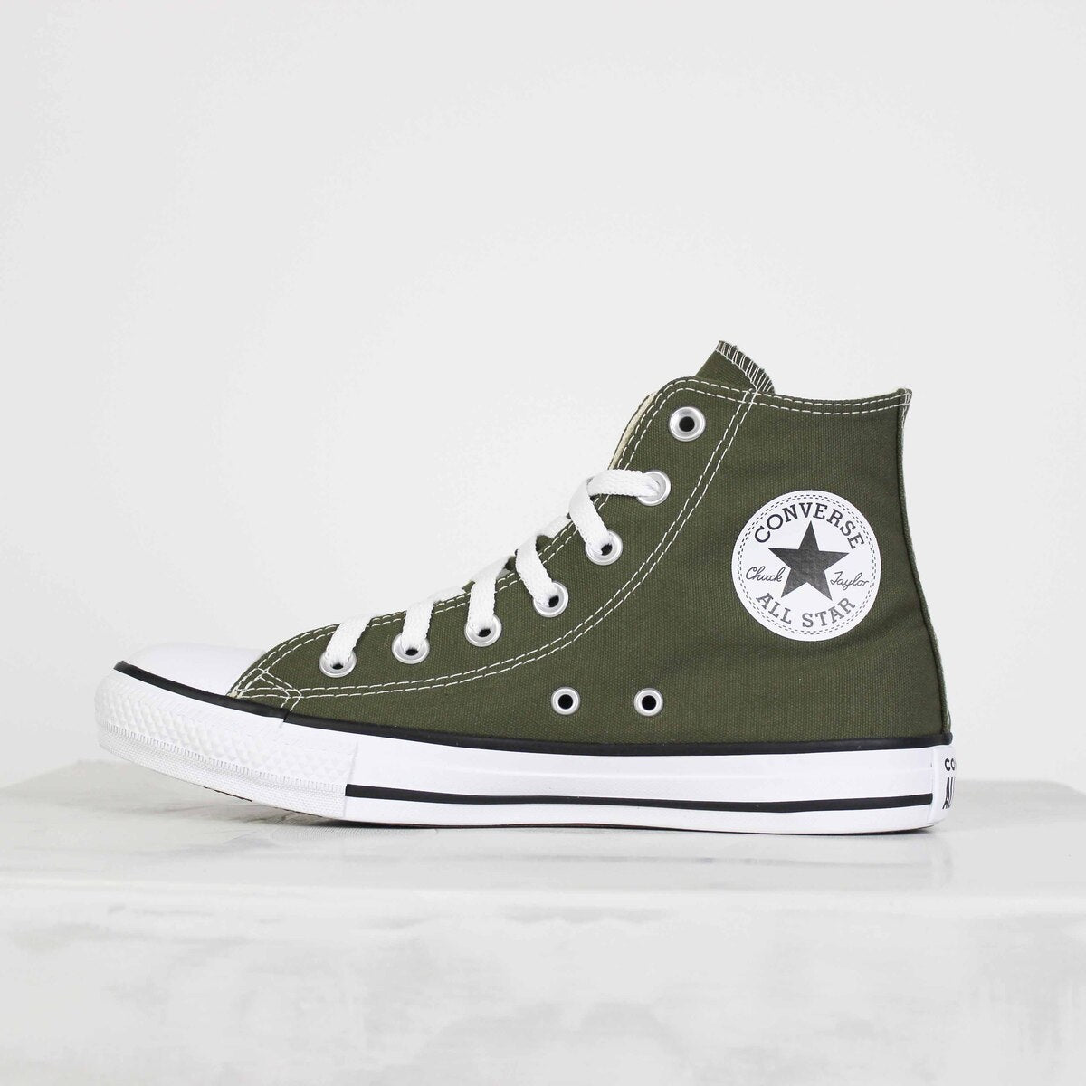 Tênis Converse Chuck Taylor All Star Mid Seasonal Oliva