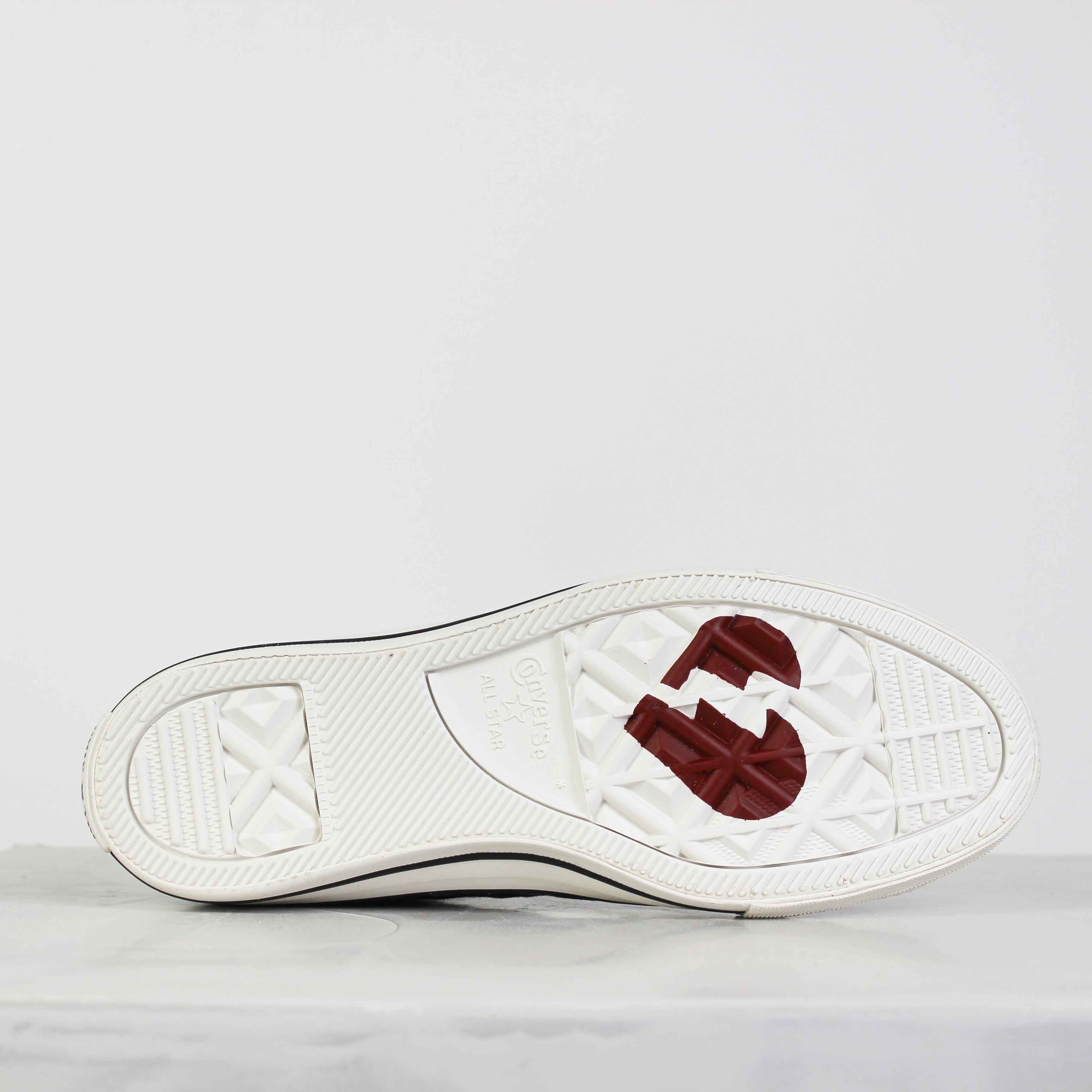 Tênis Converse Chuck Taylor Bem Me Quer Mal Me Quer Preto