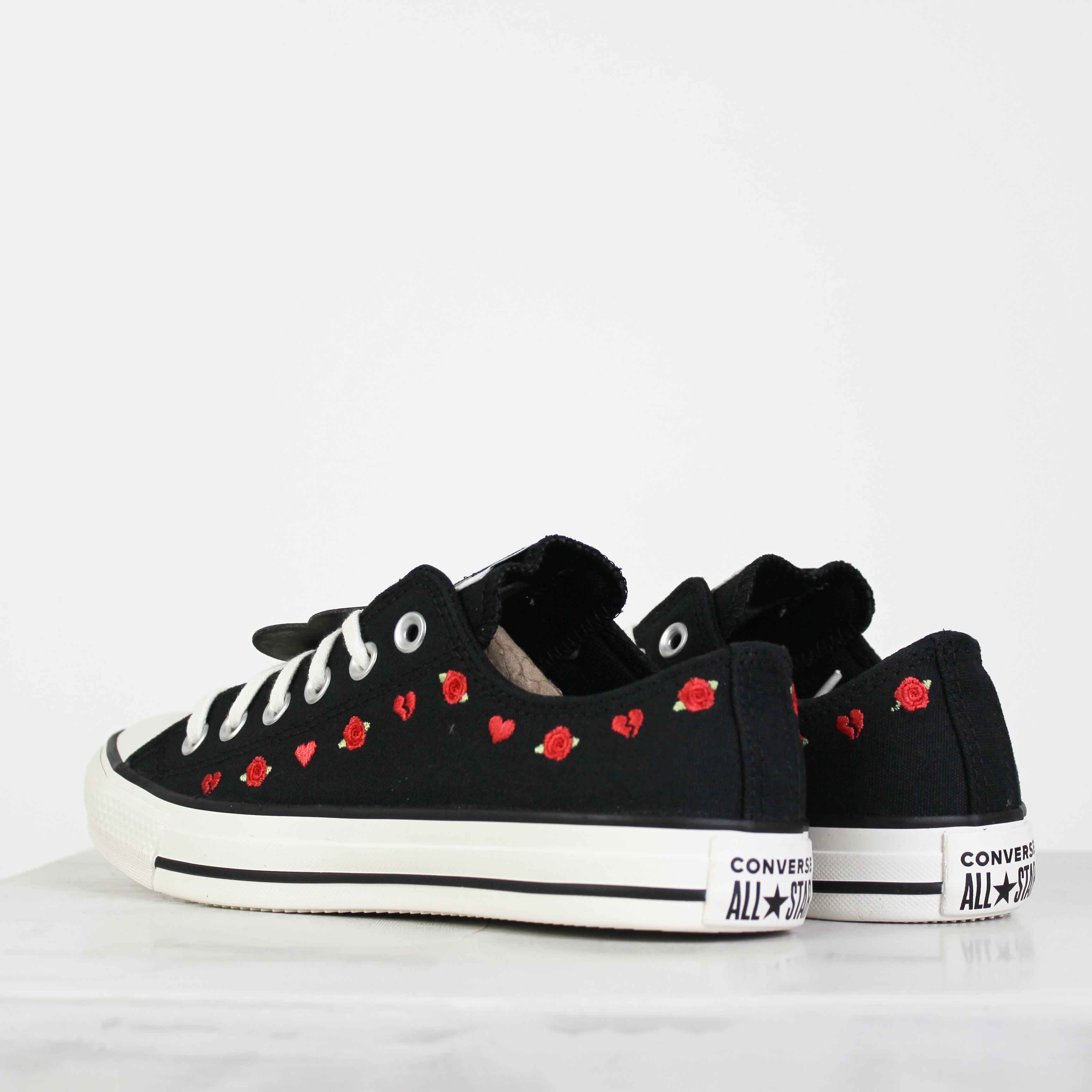 Tênis Converse Chuck Taylor Bem Me Quer Mal Me Quer Preto