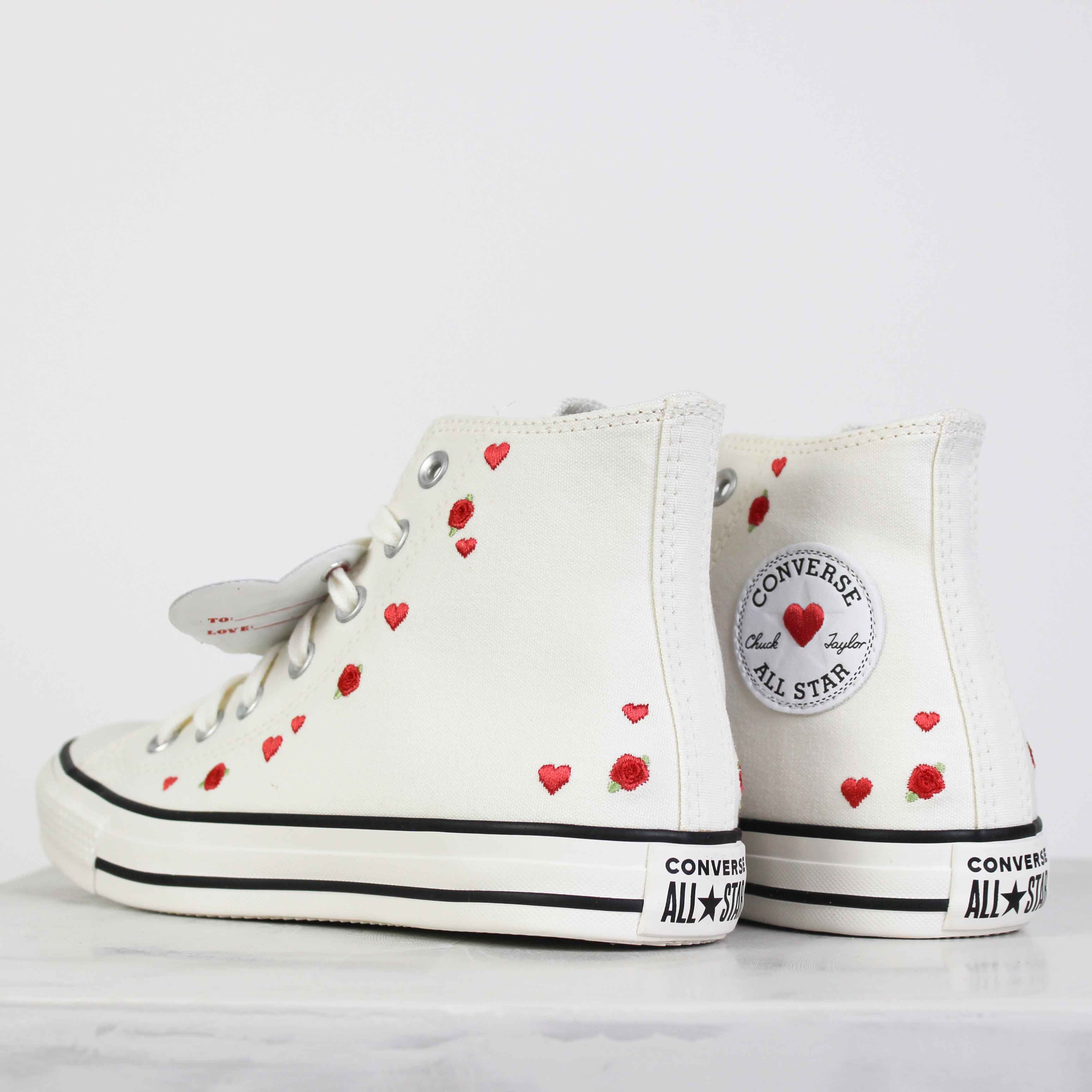 Tênis Converse Chuck Taylor Bem Me Quer Mal Me Quer Branco