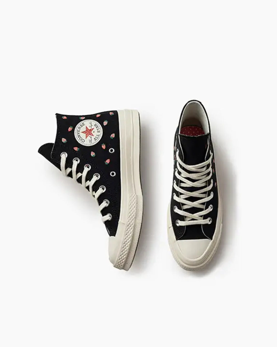 Tênis Converse Chuck 70 Strawberries Preto