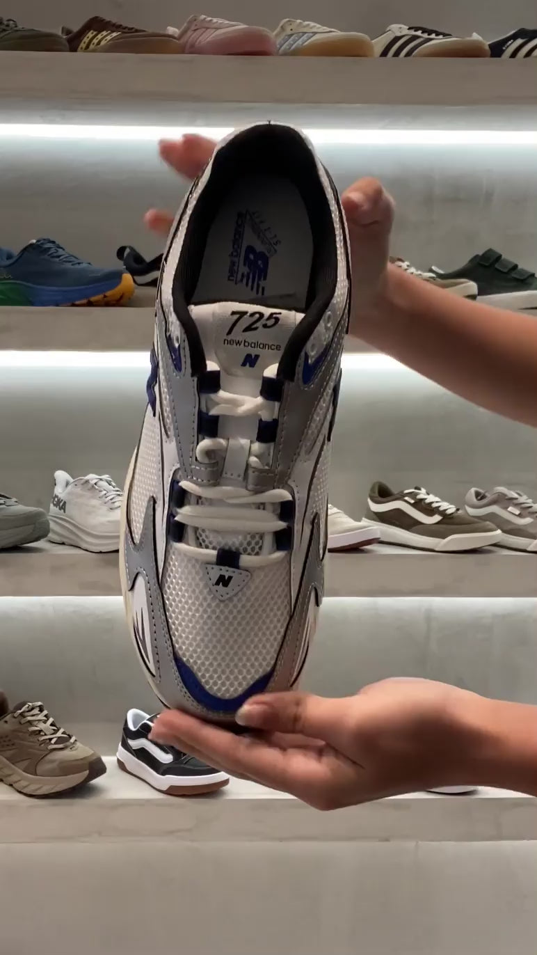 Tênis New Balance 725 Branco Dark Royal Blue