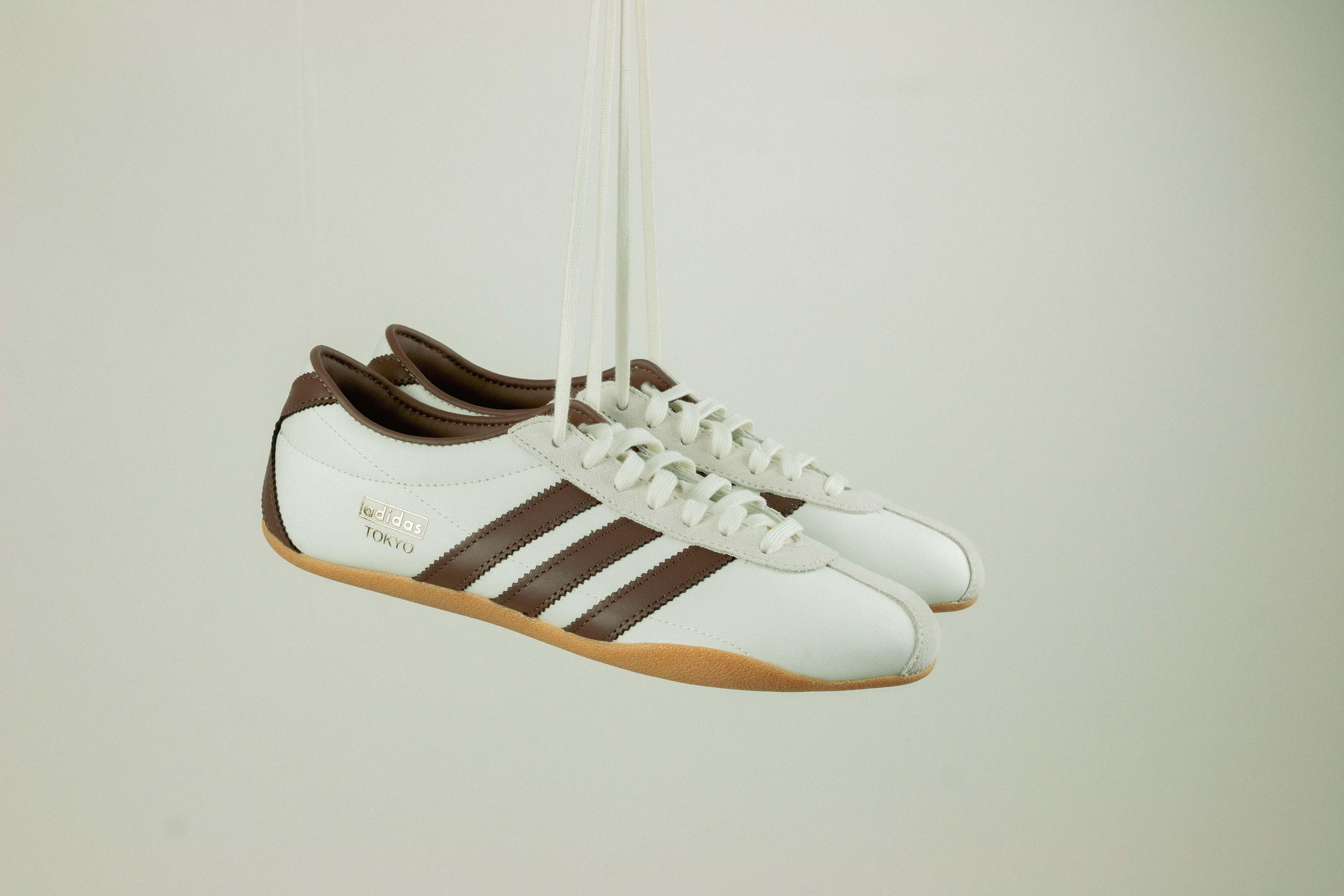 Tênis Adidas