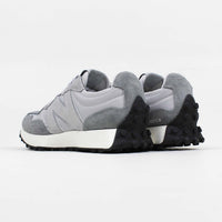 Tênis New Balance 327v1 Prata