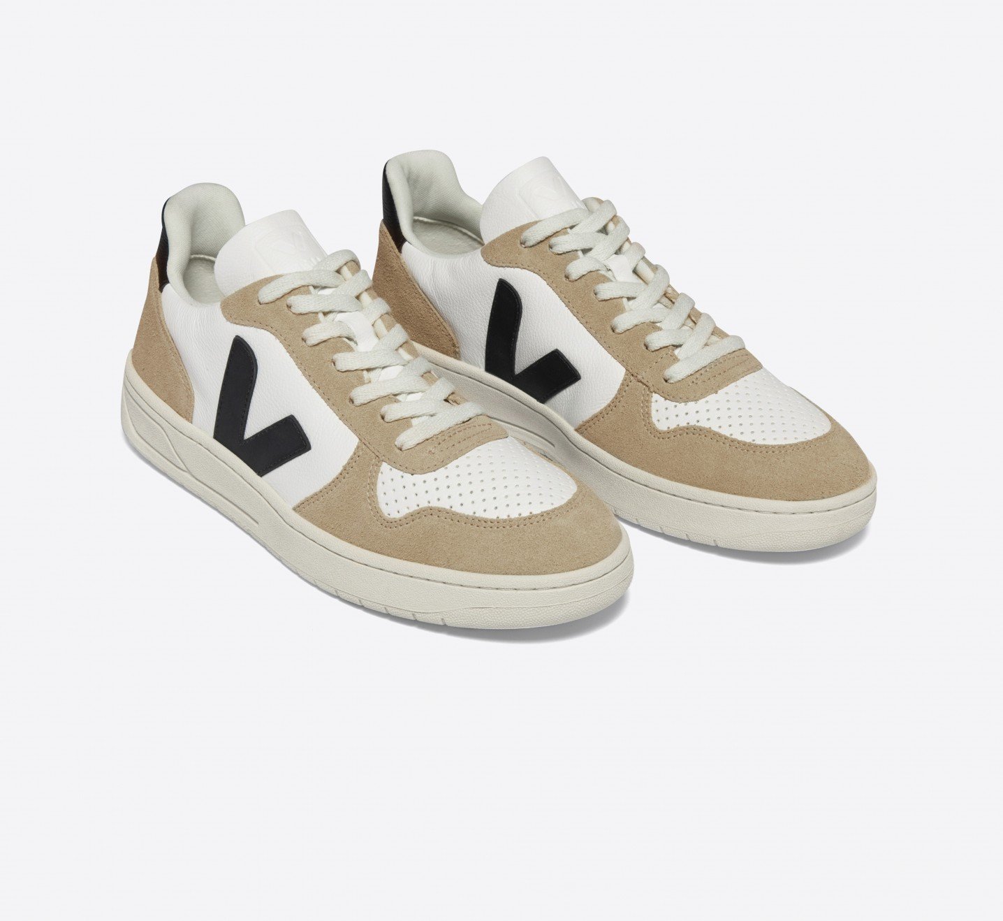 Tênis Veja V-10 Chfree Extra White Black Sahara
