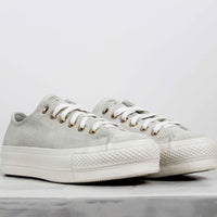 Tênis Converse Chuck Taylor All Star Lift Suede Branco