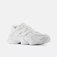 Tênis New Balance 9060 Branco