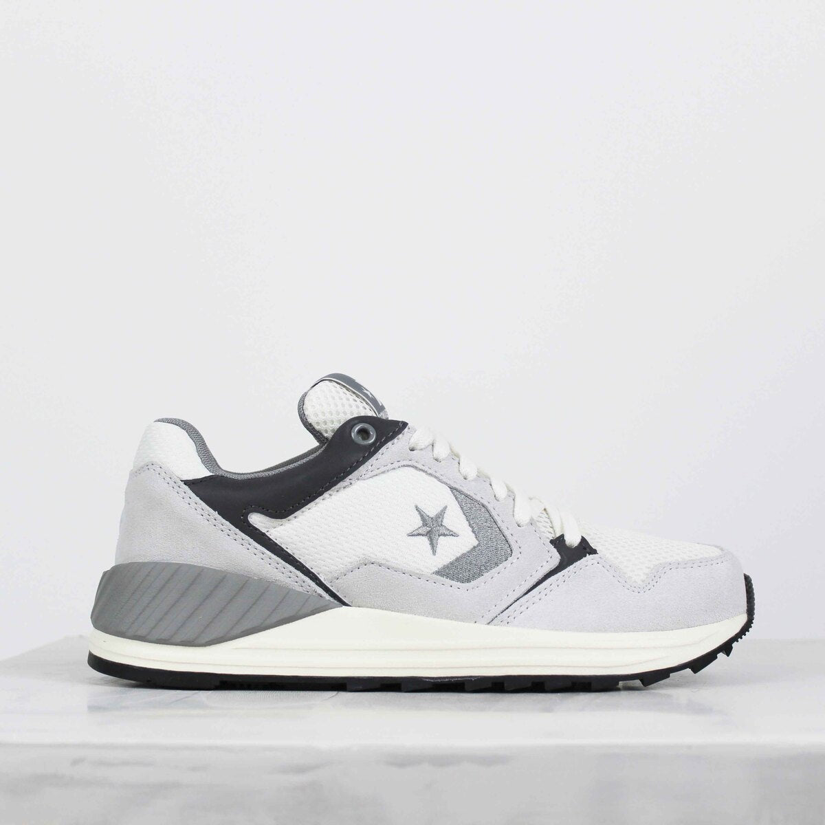 Tênis Converse Wave Trainer Vintage White Egret Classic