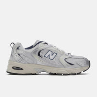TENIS NB 530 MASCULINO PRATA E AZUL MARINHO