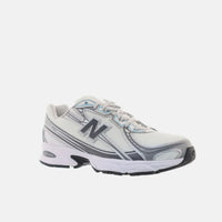 Tênis Feminino New Balance 740 Branco e Cinza Castlerock