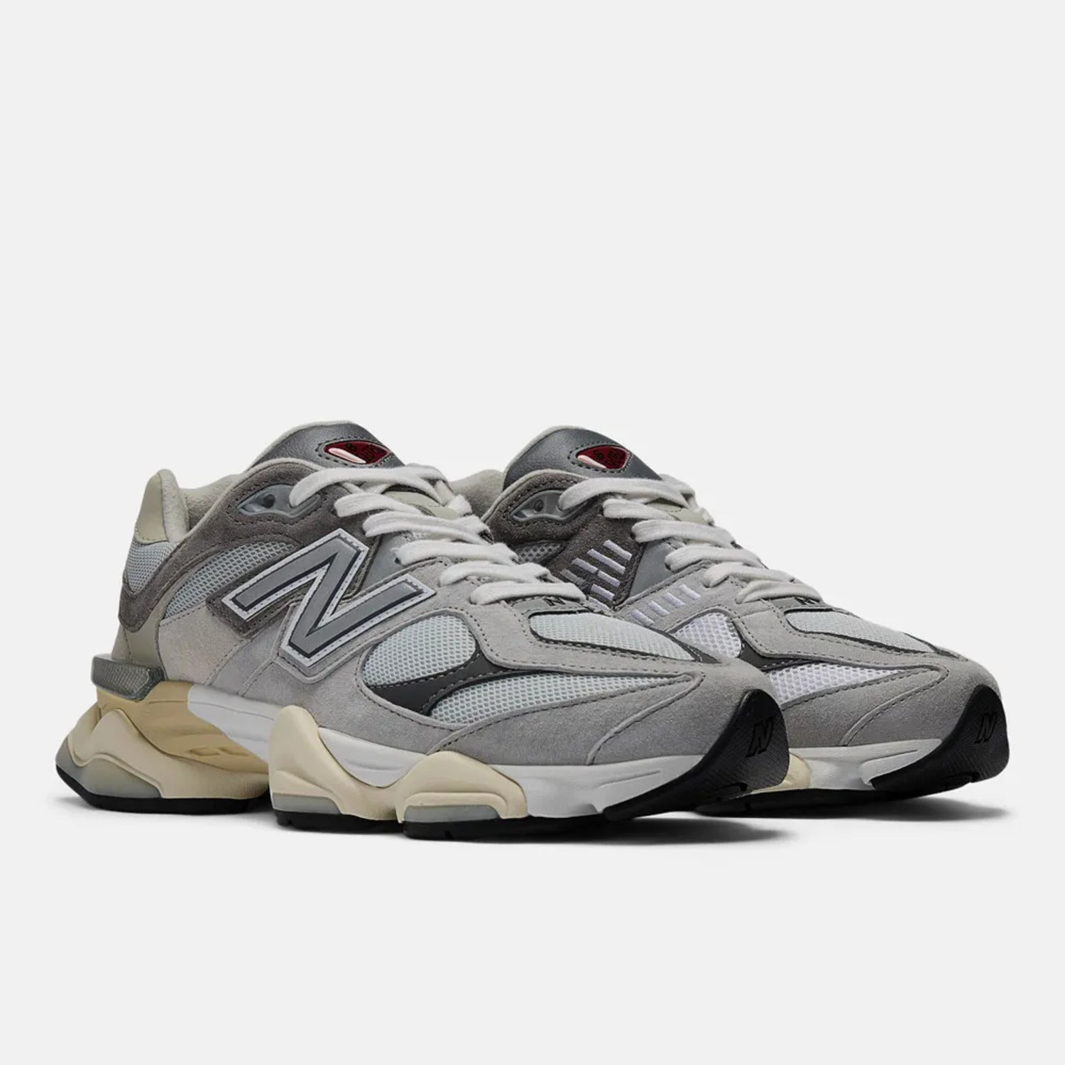Tênis New Balance 9060 Cinza
