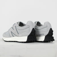 Tênis New Balance 327v1 Cinza