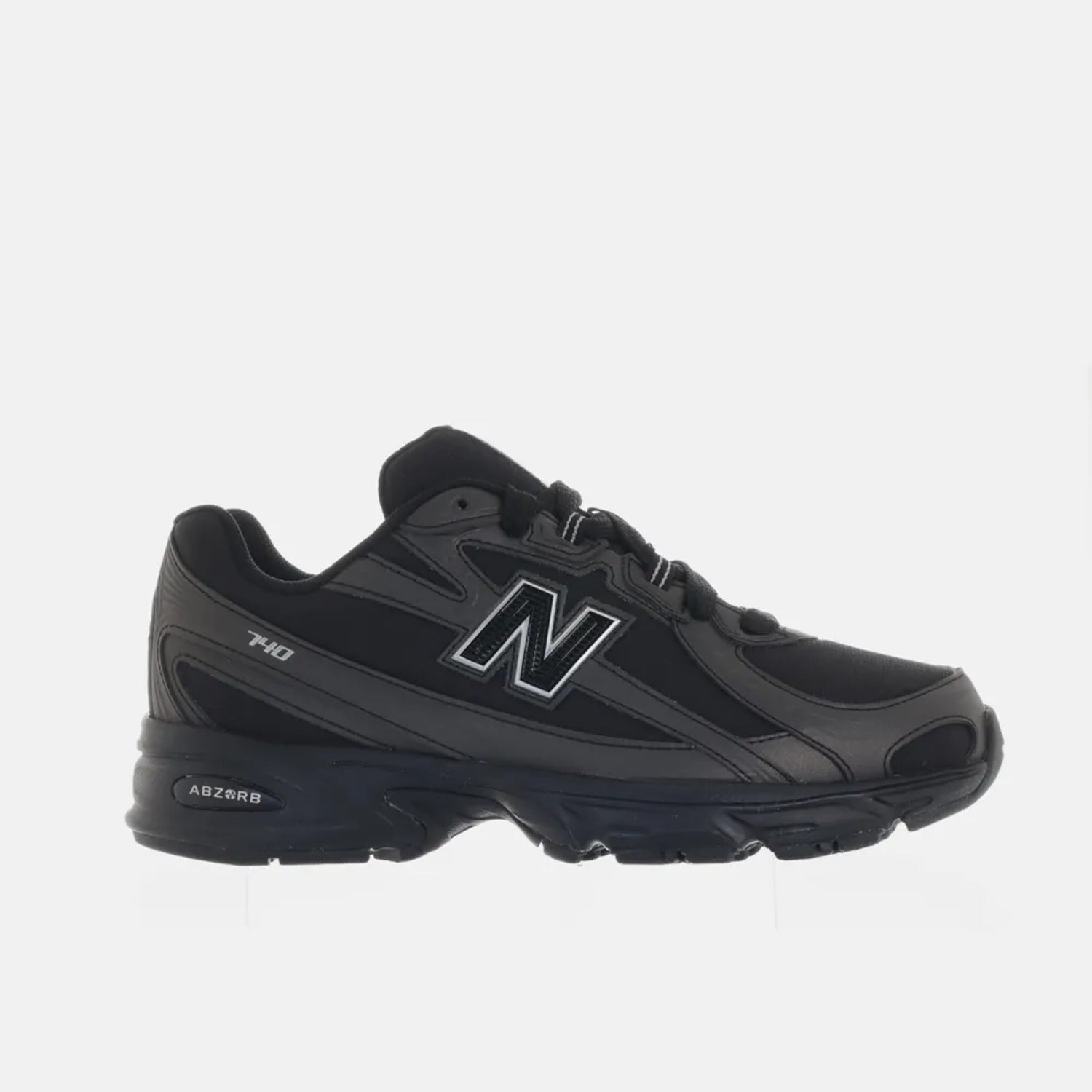 Tênis New Balance 740 Preto Prata