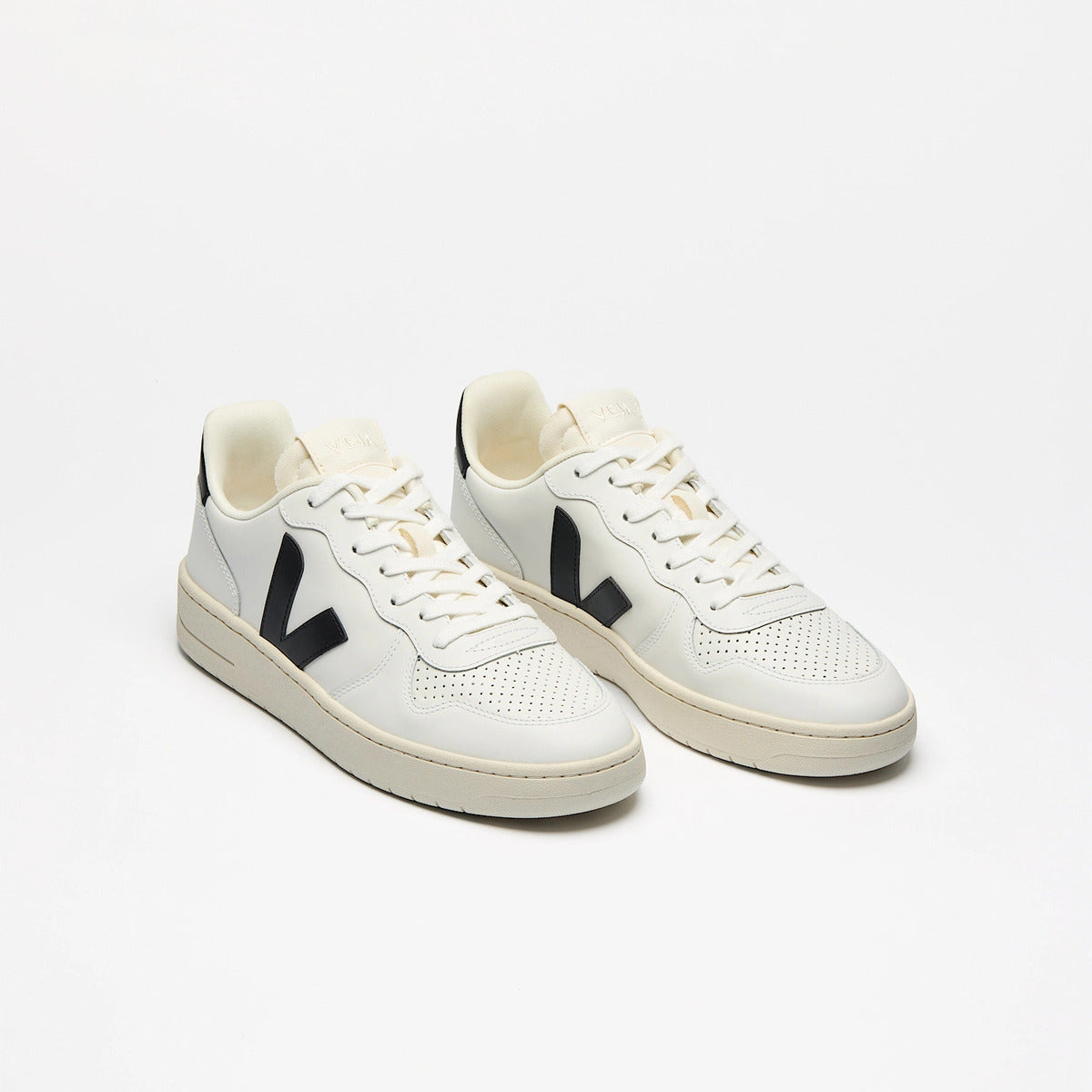 Tênis Veja V-10 Prime Leather White Black