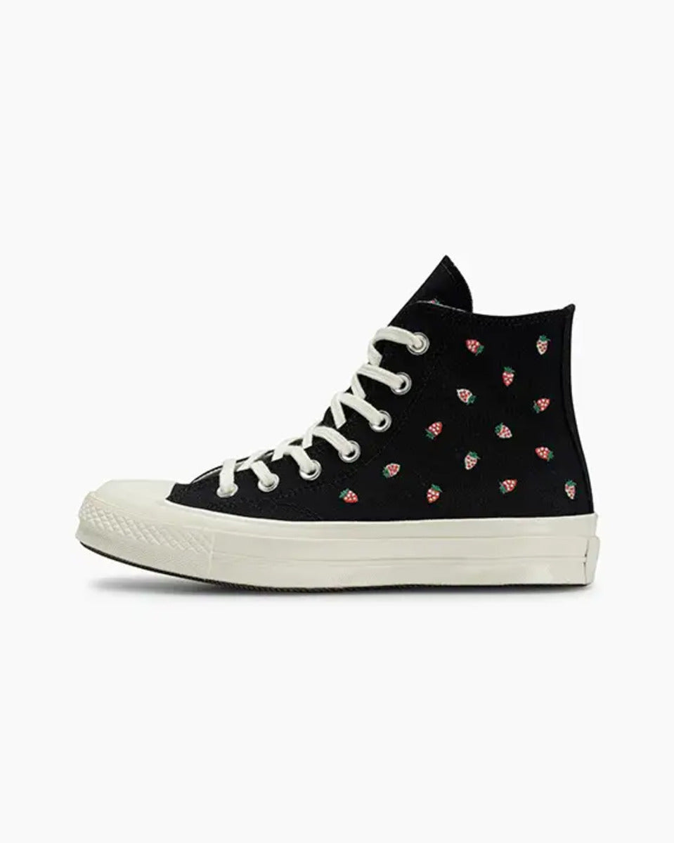 Tênis Converse Chuck 70 Strawberries Preto