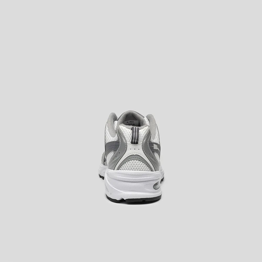 Tenis Nb 530 Unisex Prata Grafite