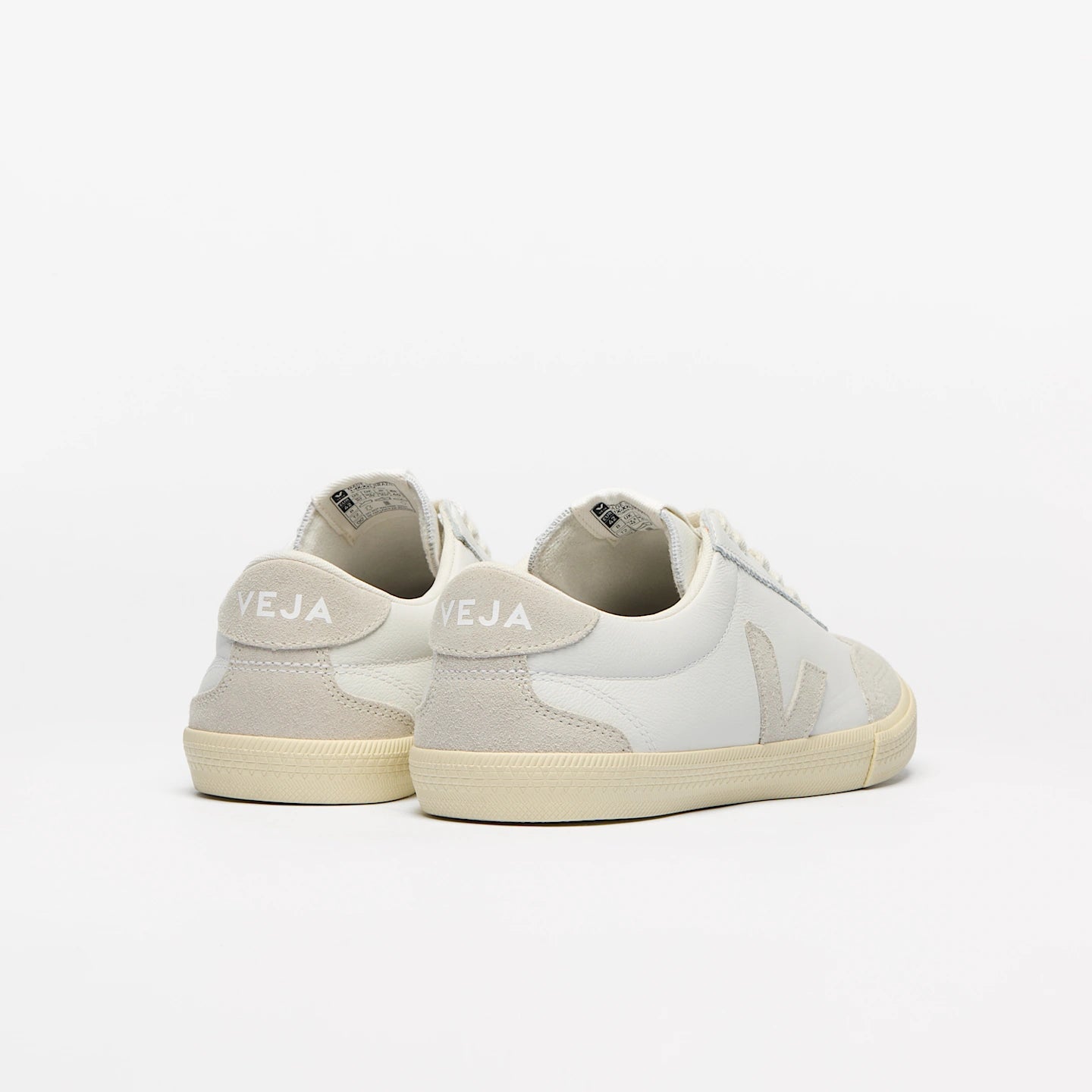 Tênis Veja Volley O.T Leather White Natural