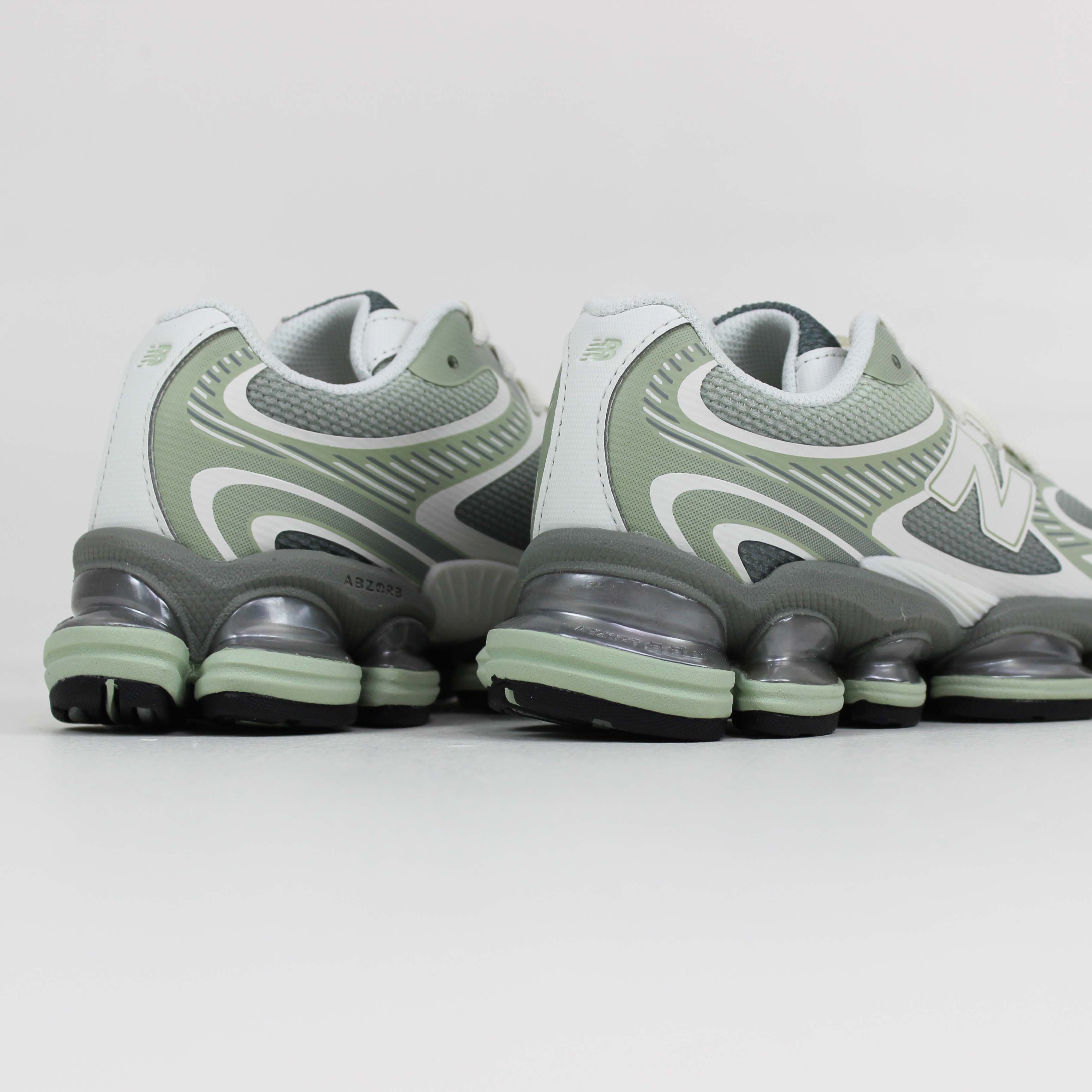 Tênis New Balance 2000 ABZORB Unissex Verde