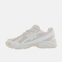 Tênis New Balance 740 Bege