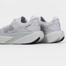Tênis Feminino New Balance FuelCell Rebel v4 Cinza Claro Prata