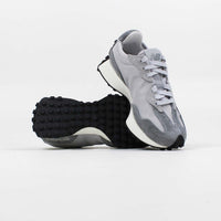 Tênis New Balance 327v1 Prata
