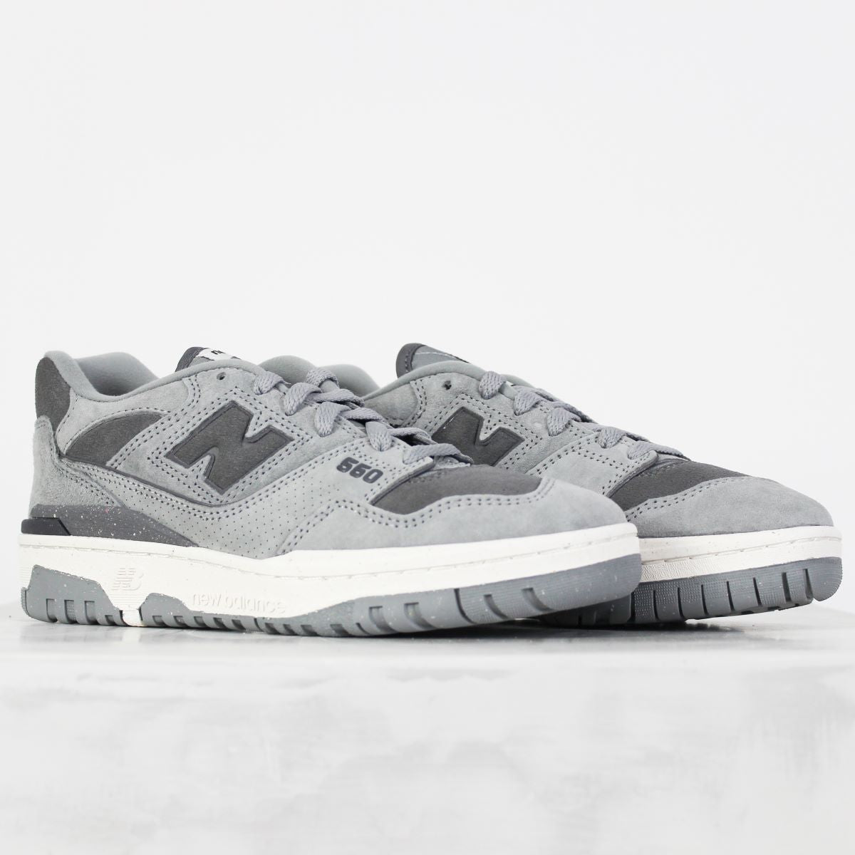 Tênis New Balance 550 Team Away Grey