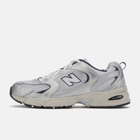 TENIS NB 530 MASCULINO PRATA E AZUL MARINHO