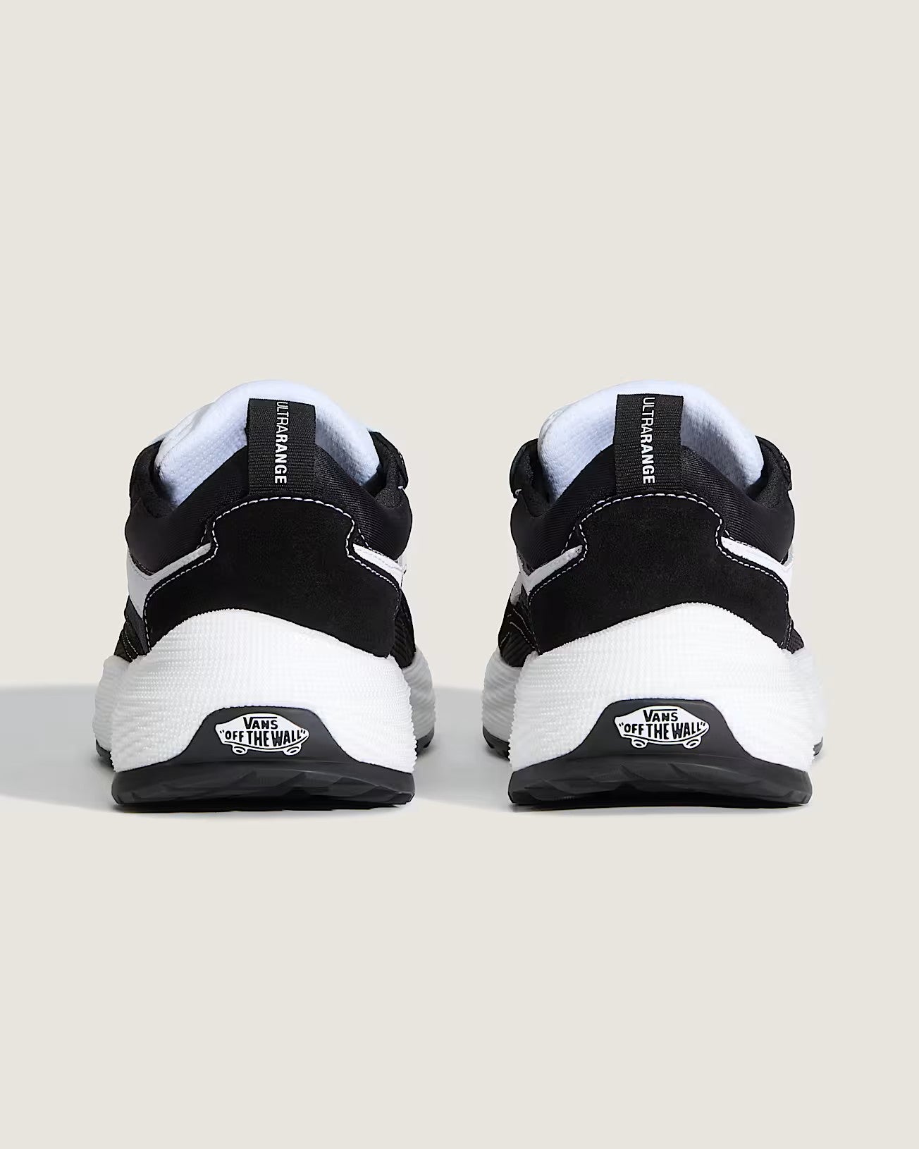 Tênis Vans Ultrarange Neo 2.0 Black White