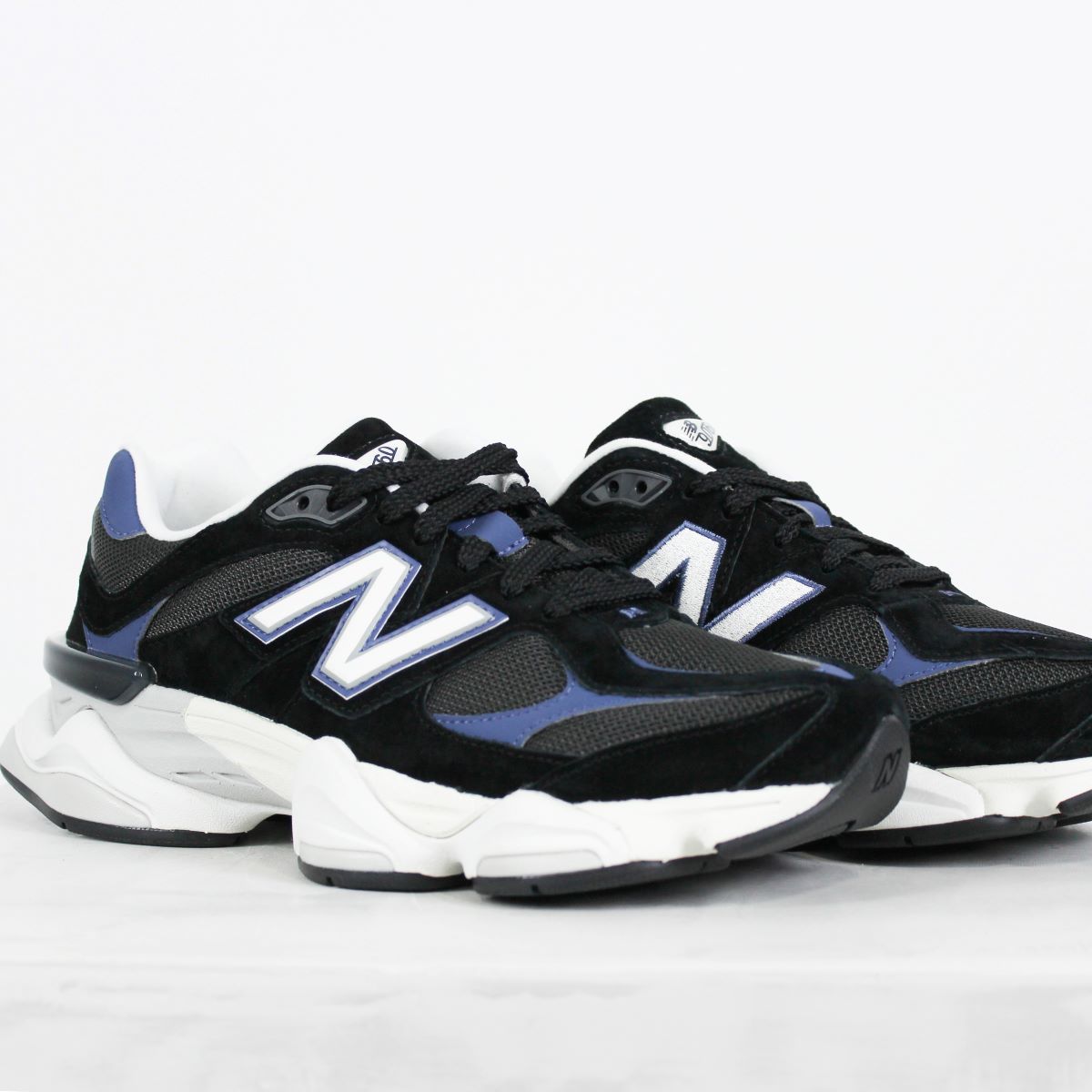 Tênis New Balance 9060 Black Blue