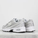 Tênis New Balance 740 Cinza
