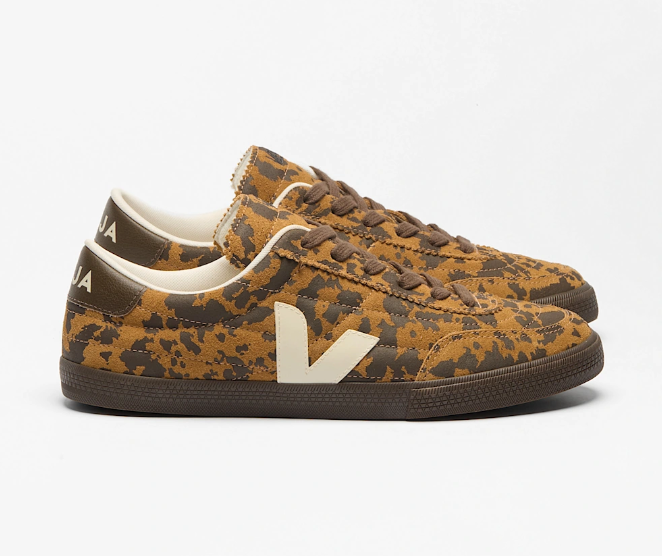 Tênis Veja Panenka Suede Camel Wild Country