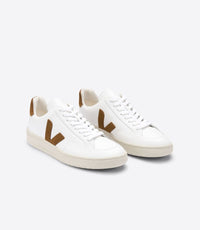 TENIS VEJA V-12 LEATHER EXTRA WHITE CAMEL