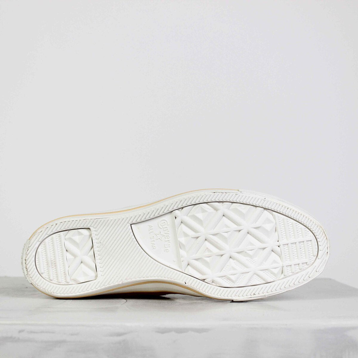 Tênis Converse Chuck Taylor All Star Seasonal Suede Areia