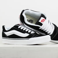 Tênis Vans Knu Skool Black True White