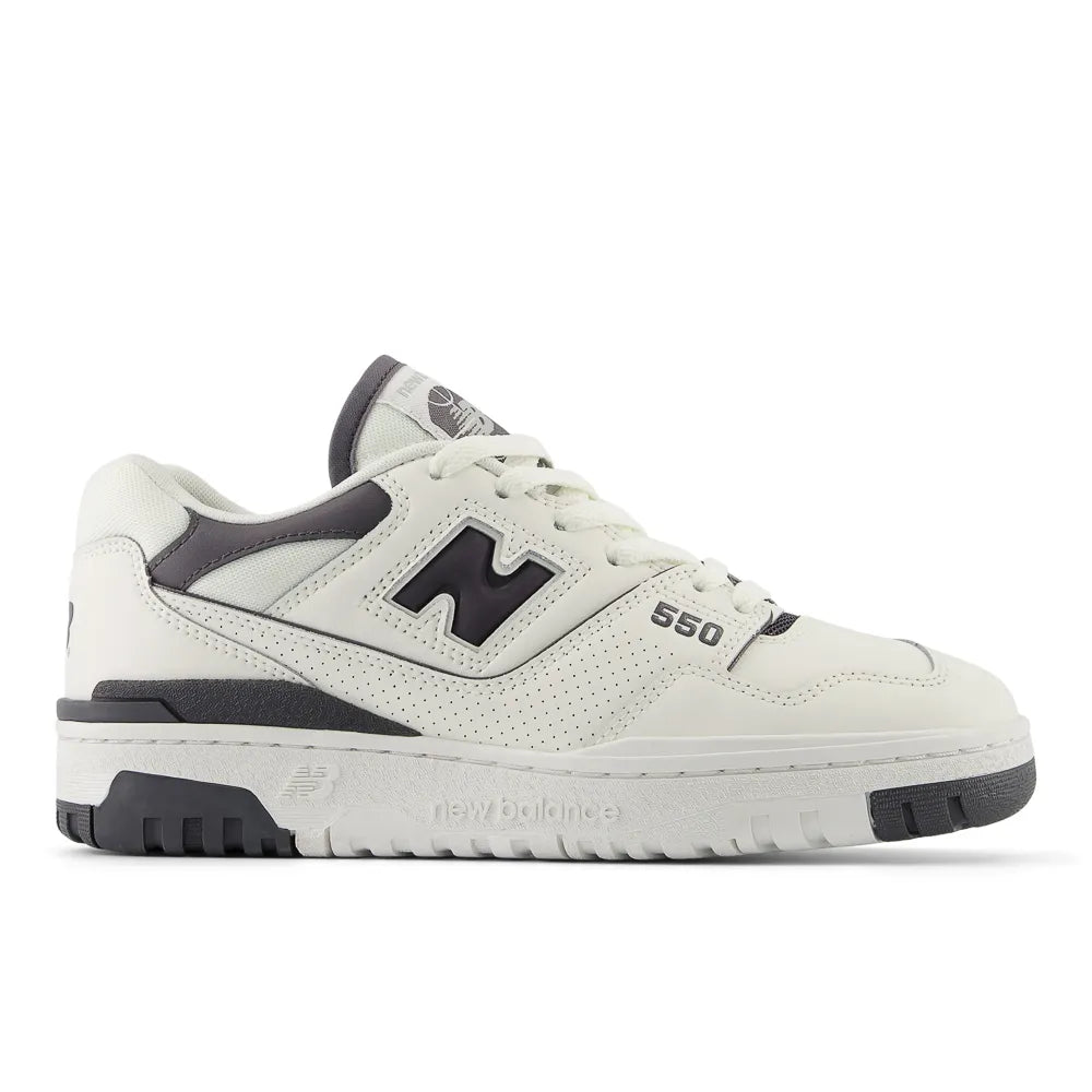 Tênis New Balance 550 Off White Black