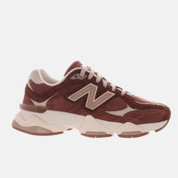 Tênis New Balance 9060 Marrom