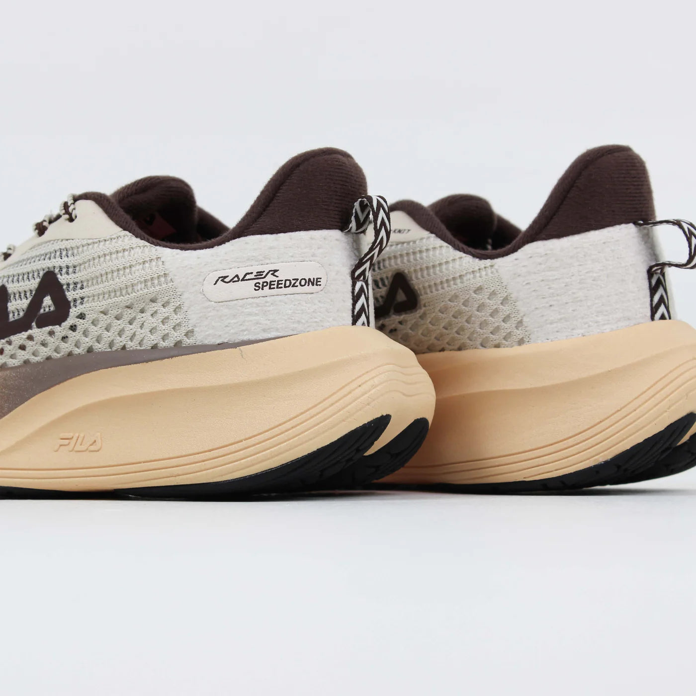 Tenis Fila  Racer Speedzone Se Masculino Bege Marrom