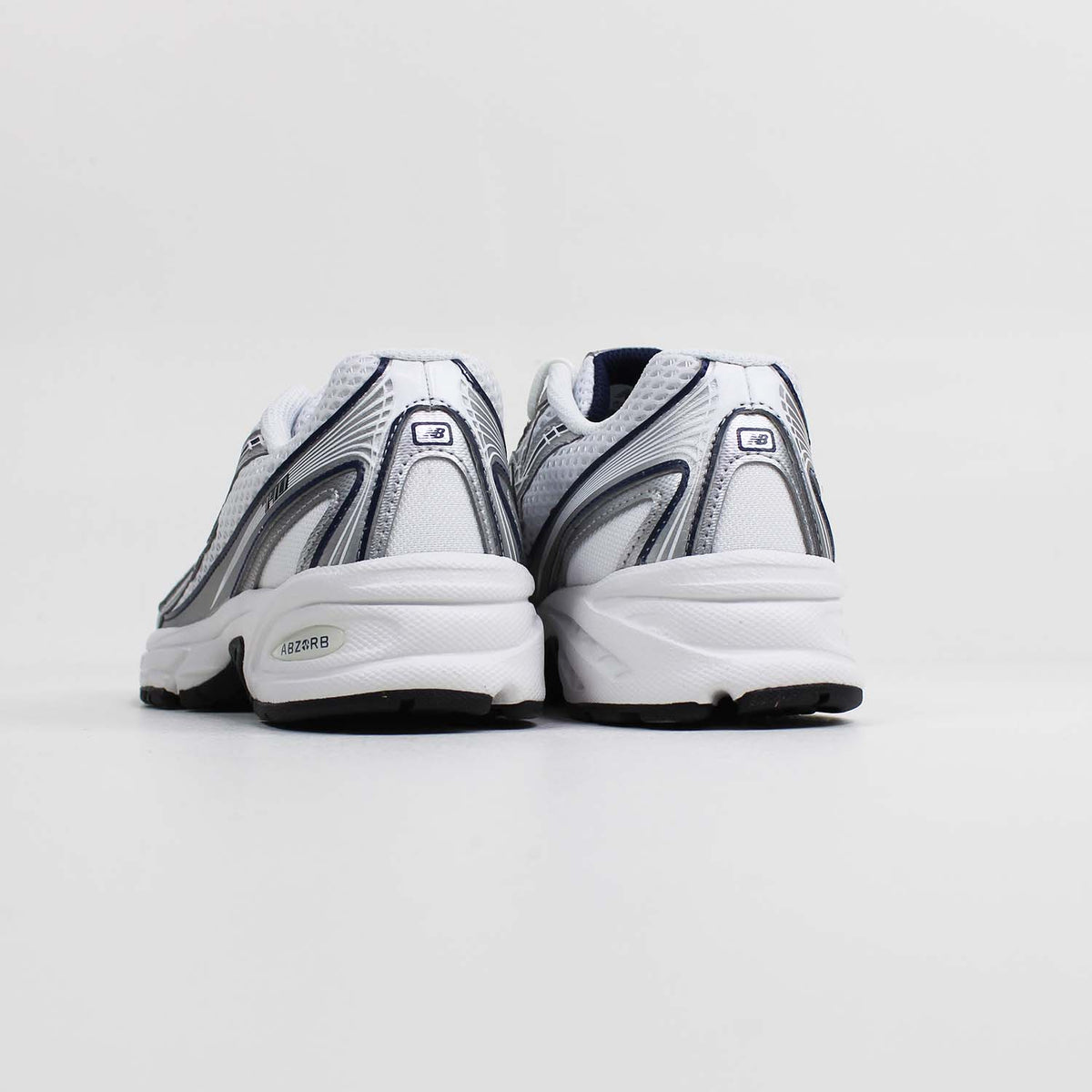 Tênis New Balance 740 Unissex Branco Marinho