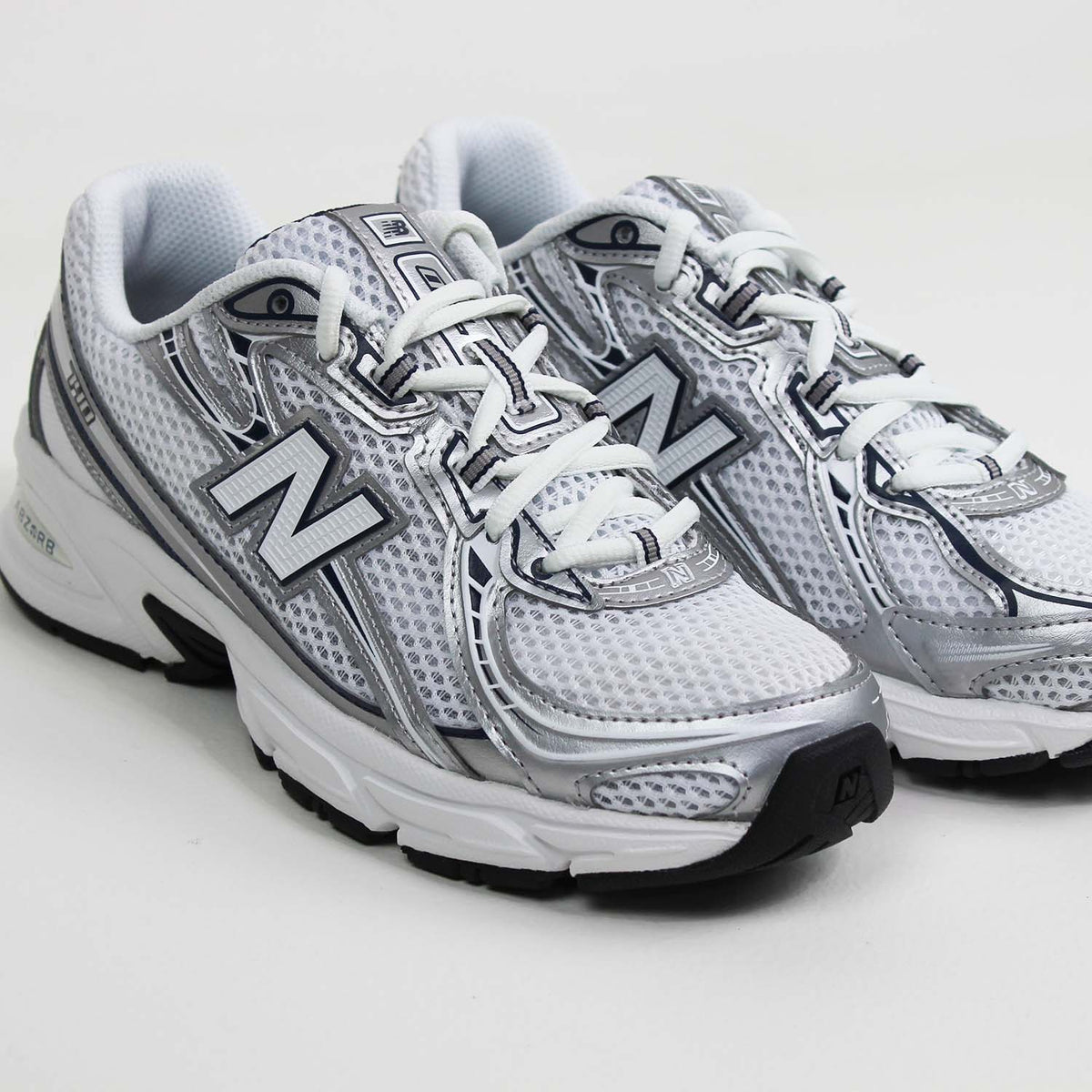 Tênis New Balance 740 Unissex Branco Marinho