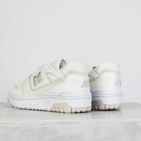 Tênis New Balance 550 Bege