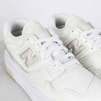 Tênis New Balance 550 Bege