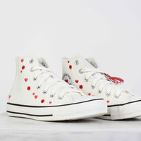 Tênis Converse Chuck Taylor Bem Me Quer Mal Me Quer Branco