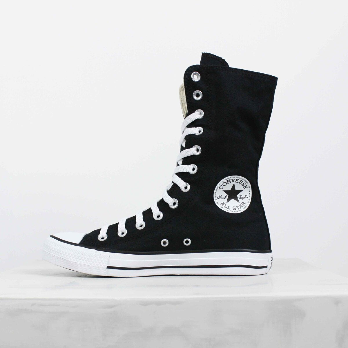 Tênis Converse Chuck Taylor All Star X-Hi Preto