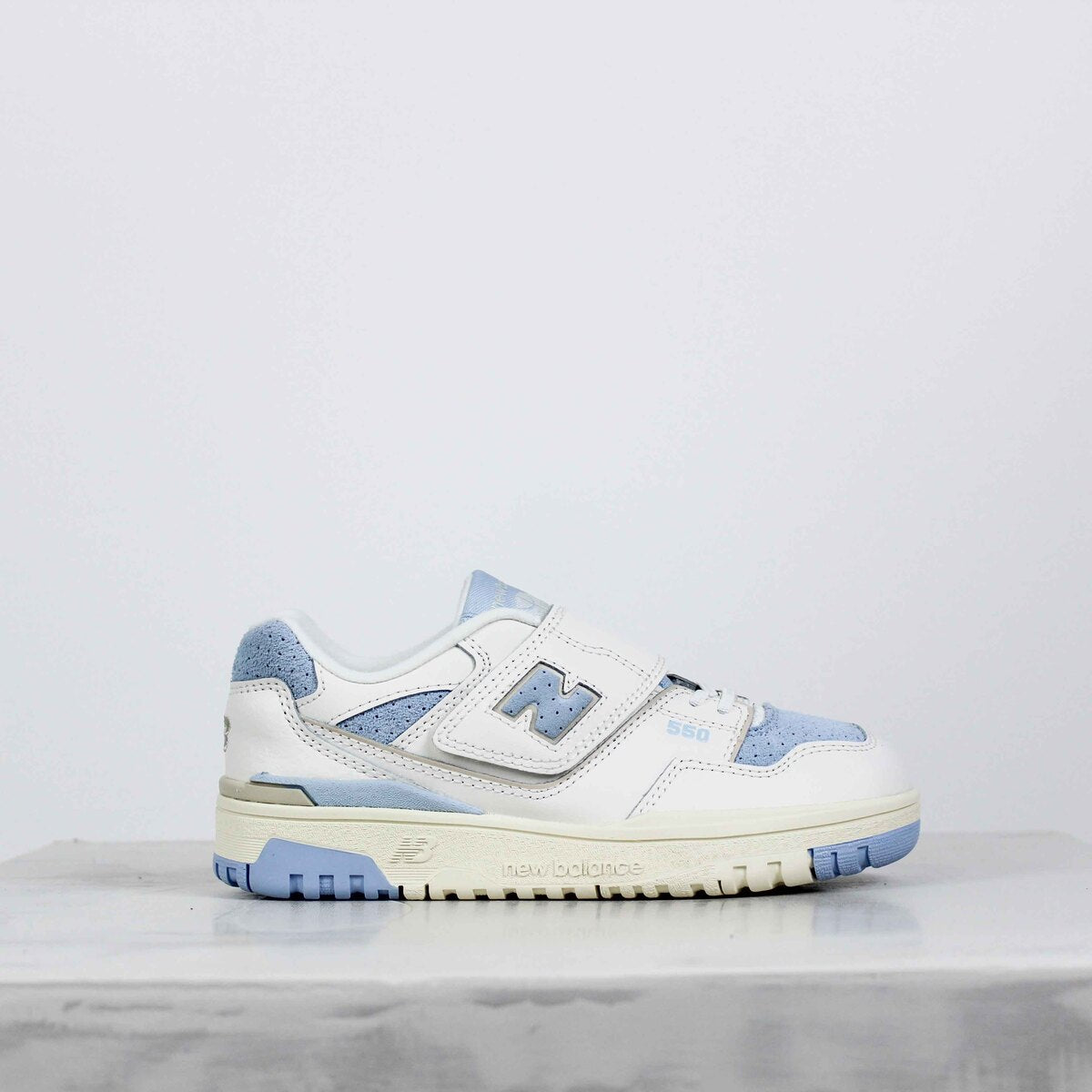 Tênis New Balance 550 Infantil Bege Azul