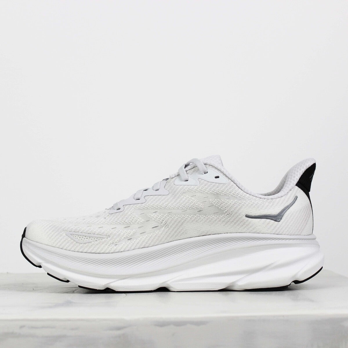 Tênis Hoka M Clifton 9 Branco